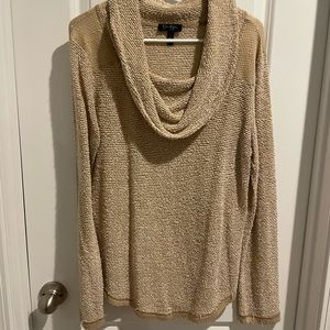 Lightweight sweater
